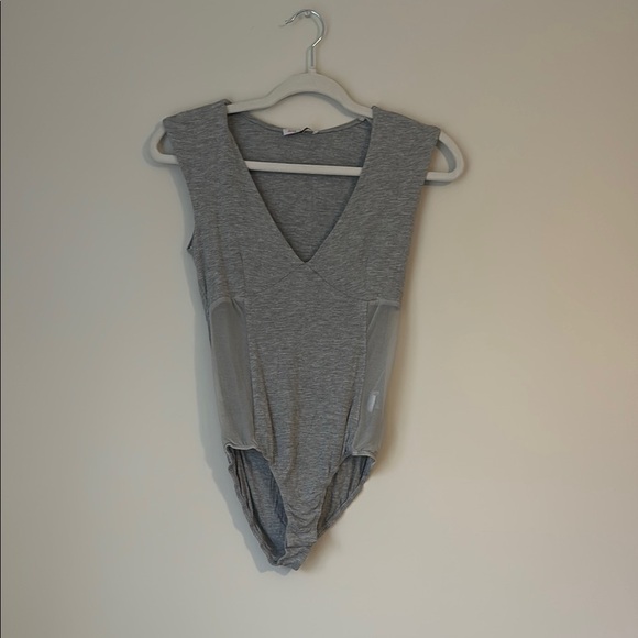 Solemio Other - SOLEMIO Gray Sleeveless Bodysuit